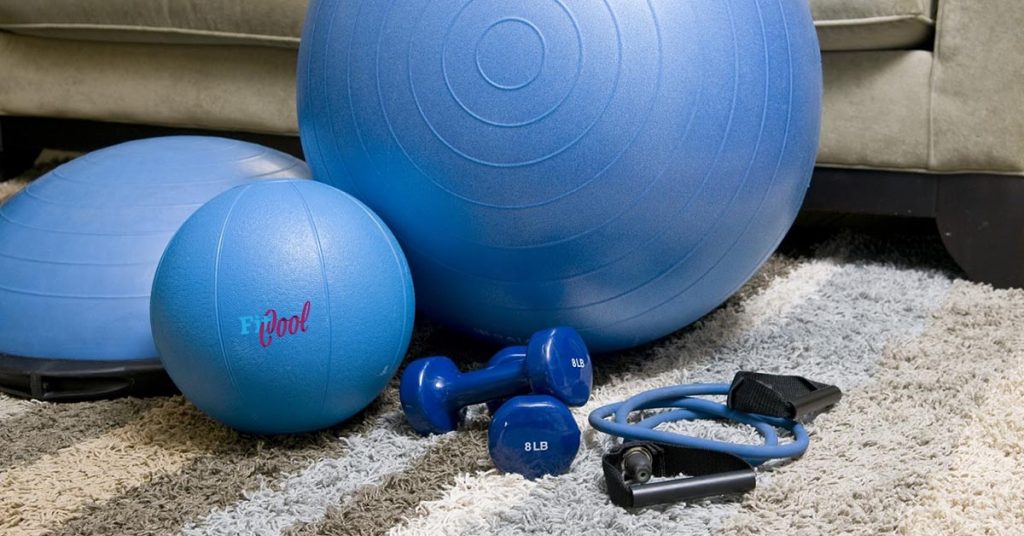 Ako trénovať doma - fitness pomôcky